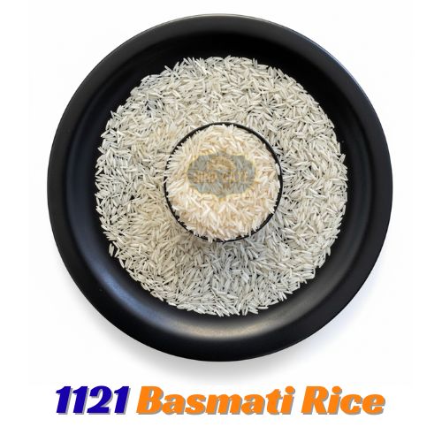 Extra-long grain 1121 basmati rice close-up image